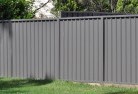 Geranium Plainsback-yard-fencing-12.jpg; ?>